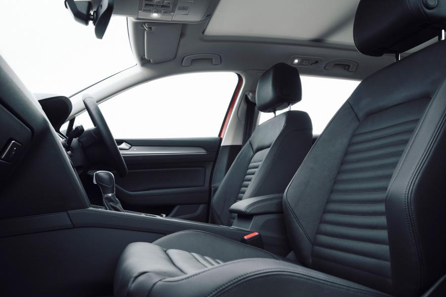 Интерьер Volkswagen Passat Alltrack 2016 года  (AU) (фото 9 из 30)